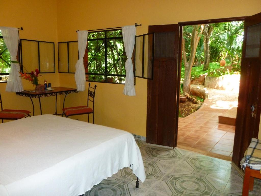 The Flycatcher Inn Retreat Hotel Santa Elena Dış mekan fotoğraf